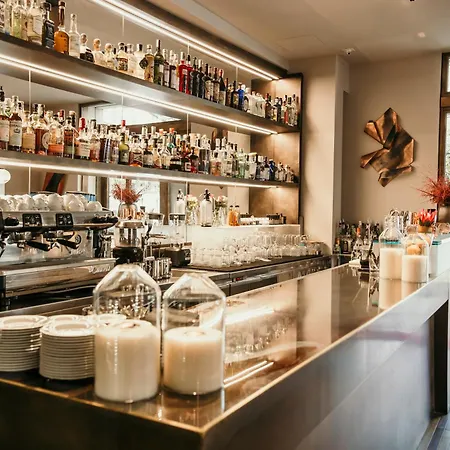 ホテル ポスタ デザイン 3*