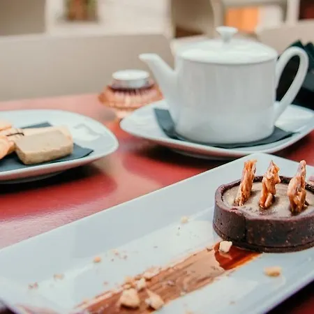 فندق بوستا البوتيكي 3*