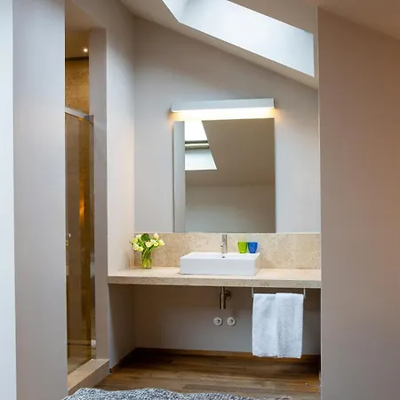 بوستا البوتيكي كومو